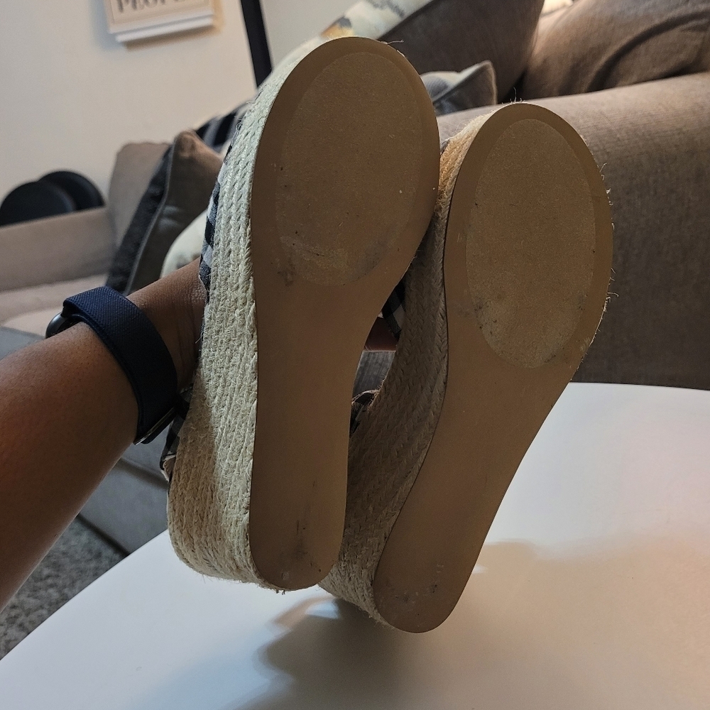 Steve Madden Valinda Peep Toe Black Plaid Wedge Espadrilles Sandals Size 8 - Picture 8 of 9